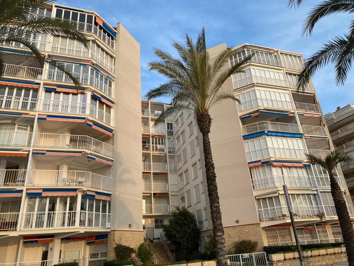 Appartement Spacieux, Front De Mer, Vue Splendide Салоу Экстерьер фото