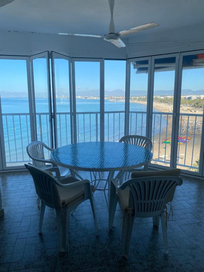 Appartement Spacieux, Front De Mer, Vue Splendide Салоу Экстерьер фото